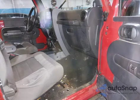 2010 Jeep Wrangler Unlimited Rubicon из США, поврежденный, VIN 1J4BA6H1XAL104981